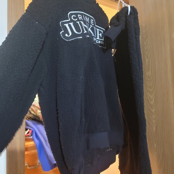 Plus size sherpa sweatshirt and pants. - Picture 2 of 3